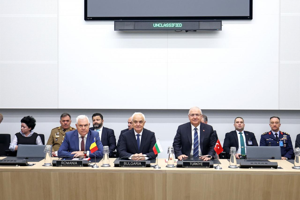 Bakan Güler, Bulgaristan ve Romanya savunma bakanları ile görüştü