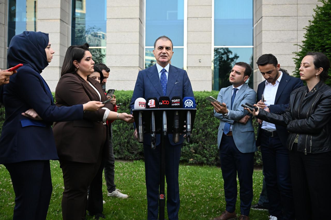 Ömer Çelik soruları yanıtladı