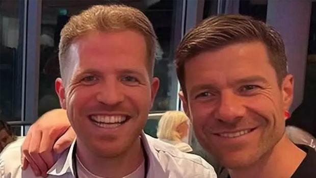 Devin Özek ve Xabi Alonso
