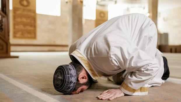 Namaz kılan Müslüman