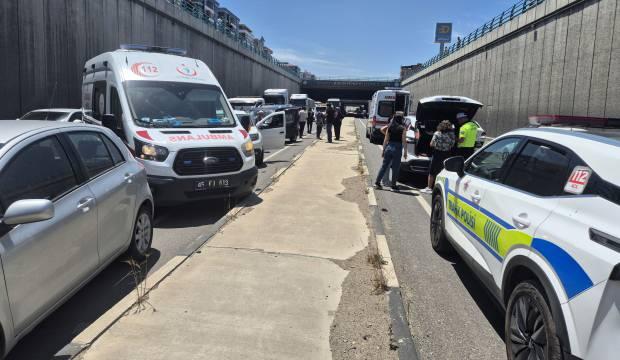 Manisa'da 4 aracın karıştığı zincirleme kaza: 7 yaralı