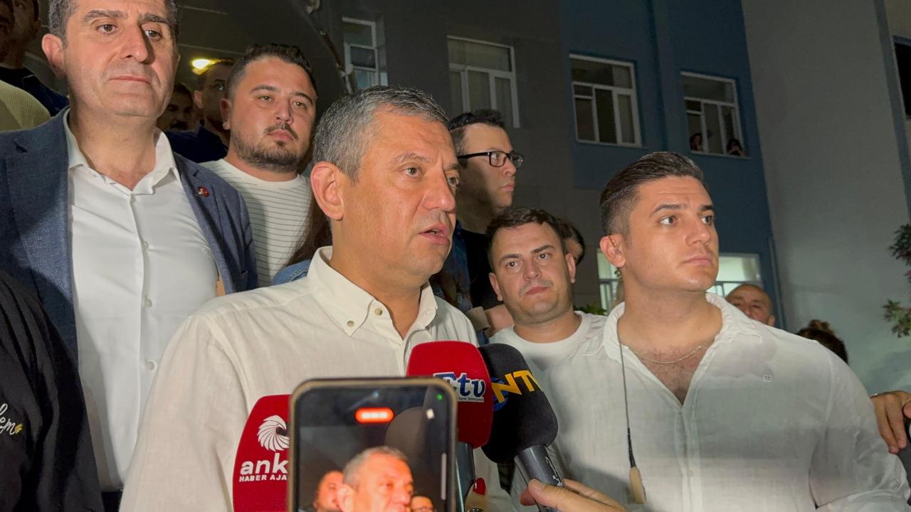 CHP Genel Başkanı Özgür Özel, Zeyrek'in sağlık durumuna ilişkin açıklama yaptı.