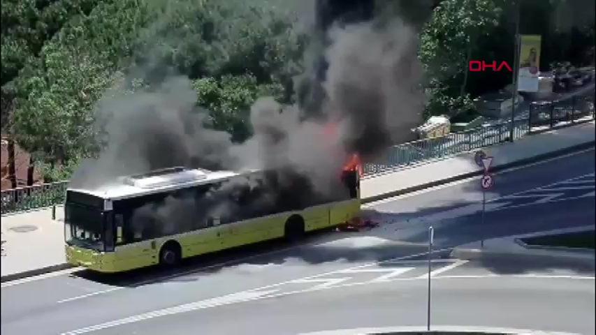Sarıyer'de İETT otobüsü alev alev yandı.