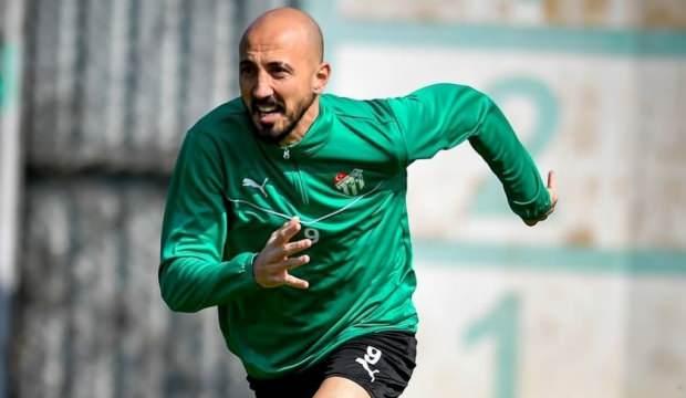 10 yıl boyunca S&uuml;per Lig'de oynamıştı: 2. Lig ekibine imza atabilir