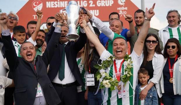 18 yıl sonra 2. Lig'e yükseldiler! Başkandan son çağrı