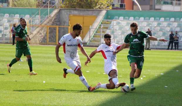 2. Lig'i finalde kaçıran Süper Lig efsanesi 'şampiyon' hocaya veda etti