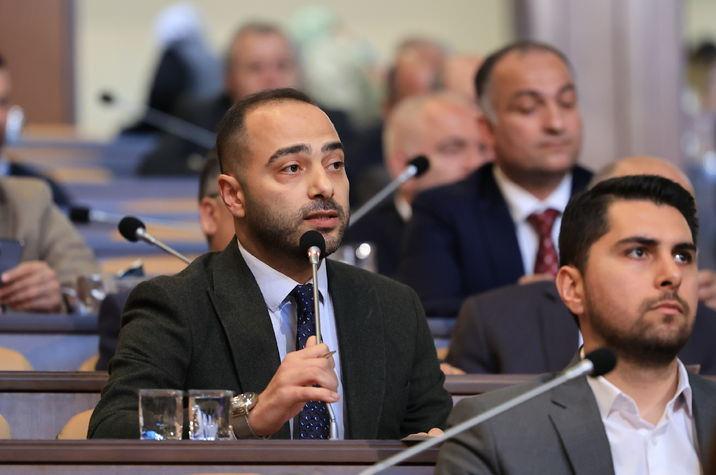 Gaziosmanpaşa Belediyesi'nde AK Parti'nin adayı Eray Karadeniz başkanvekili seçildi