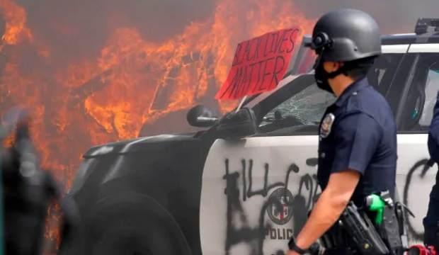 Los Angeles'ta neler oluyor? Uzman isimler değerlendirdi: Siyasi kutuplaşma derinleşiyor!