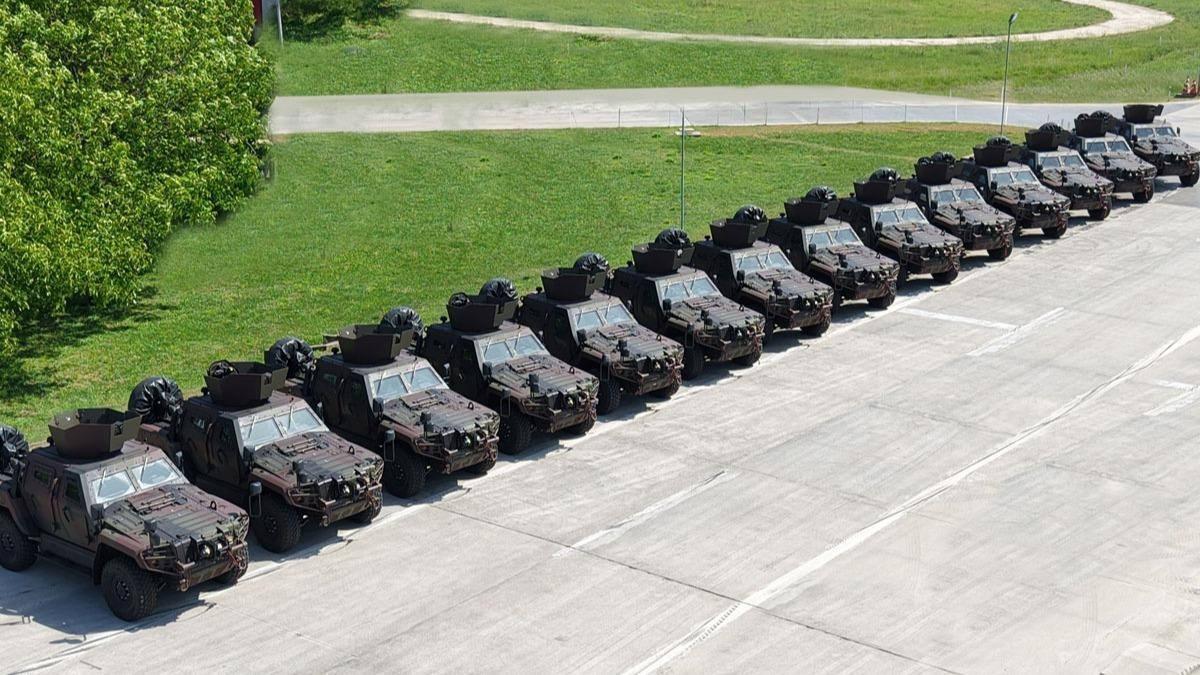  COBRA II 4x4 zırhlı araçlar