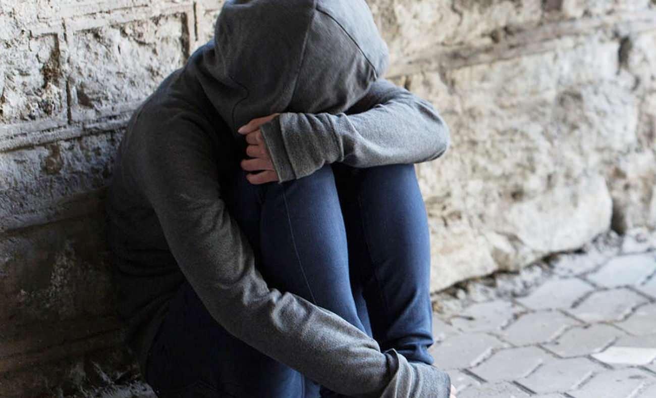 Çocuk ve ergenlerde madde bağımlığına dikkat! Akran çevresi yüzde 80 oranında etkili