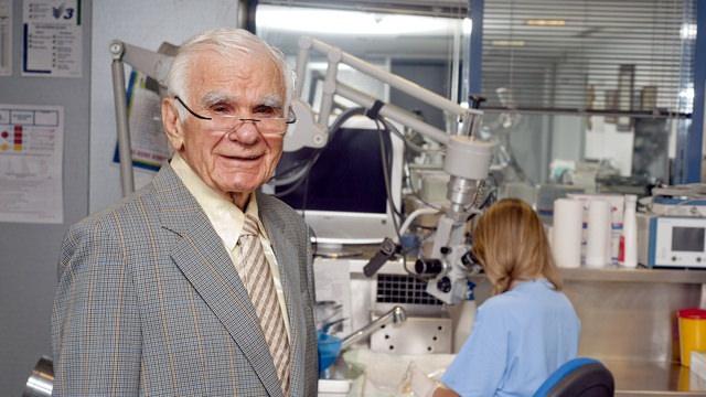 Prof. Dr. Gazi Yaşargil 