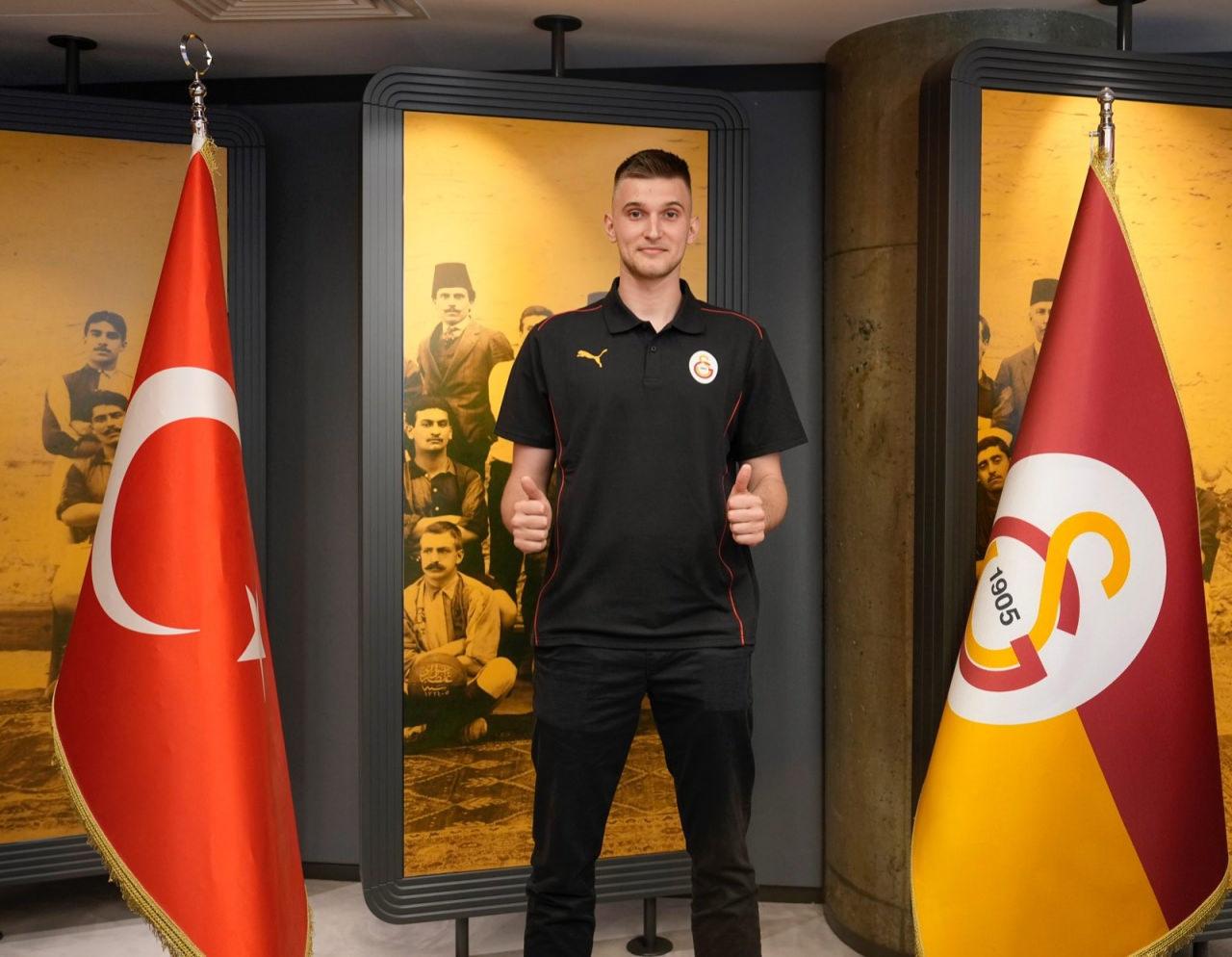 Galatasaray Erkek Voleybol Takımı'nın yeni transferi Can Koç