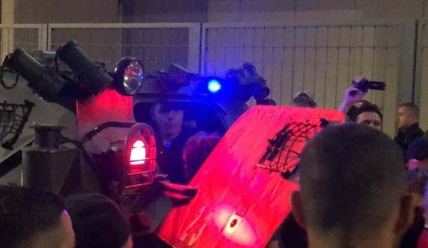 Futbolcular sahadan zırhlı ara&ccedil;la ayrılmıştı: 600 bin TL ceza geldi