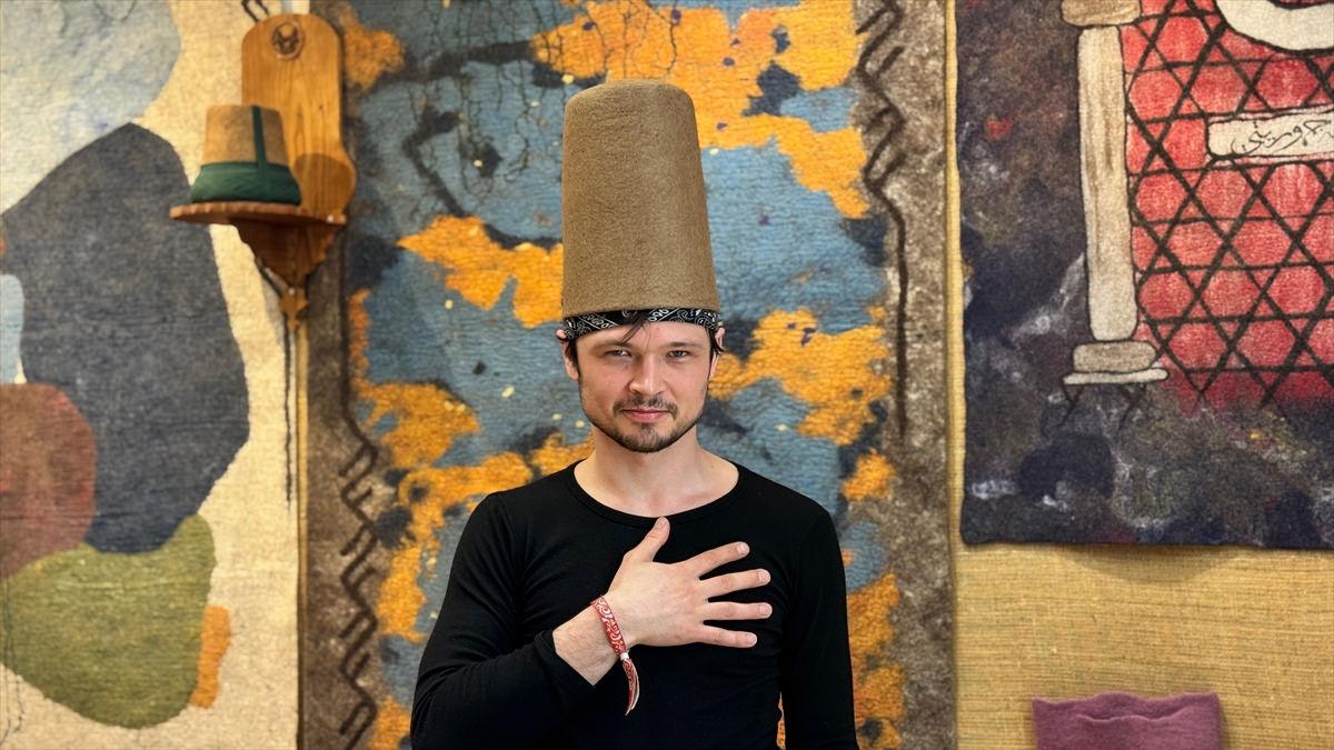 Müslüman olan Mihael, Konya'ya bir ziyaret gerçekleştirdi. 