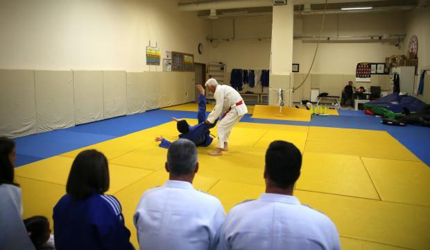 Kore Savaşı'na giden babasından judoyu öğrendi, torunlarının antrenörü oldu