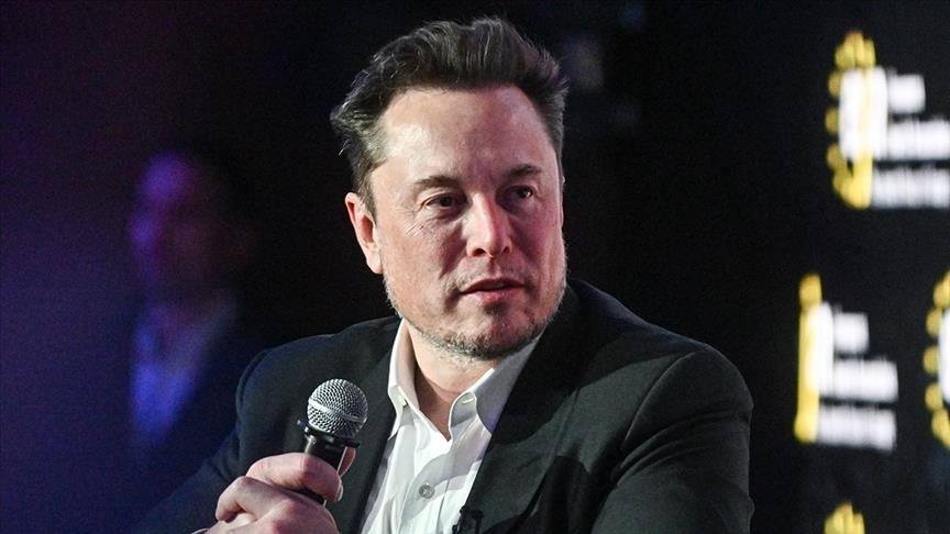 Milyarder iş insanı Elon Musk