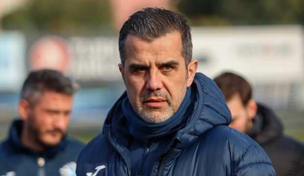 Takımı 2 puanla k&uuml;me d&uuml;şt&uuml;, İstanbul ekibiyle anlaşmaya vardı