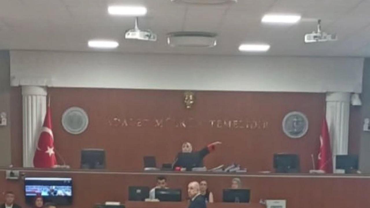 Zafer Partisi Genel Başkanı Ümit Özdağ hakim karşısında