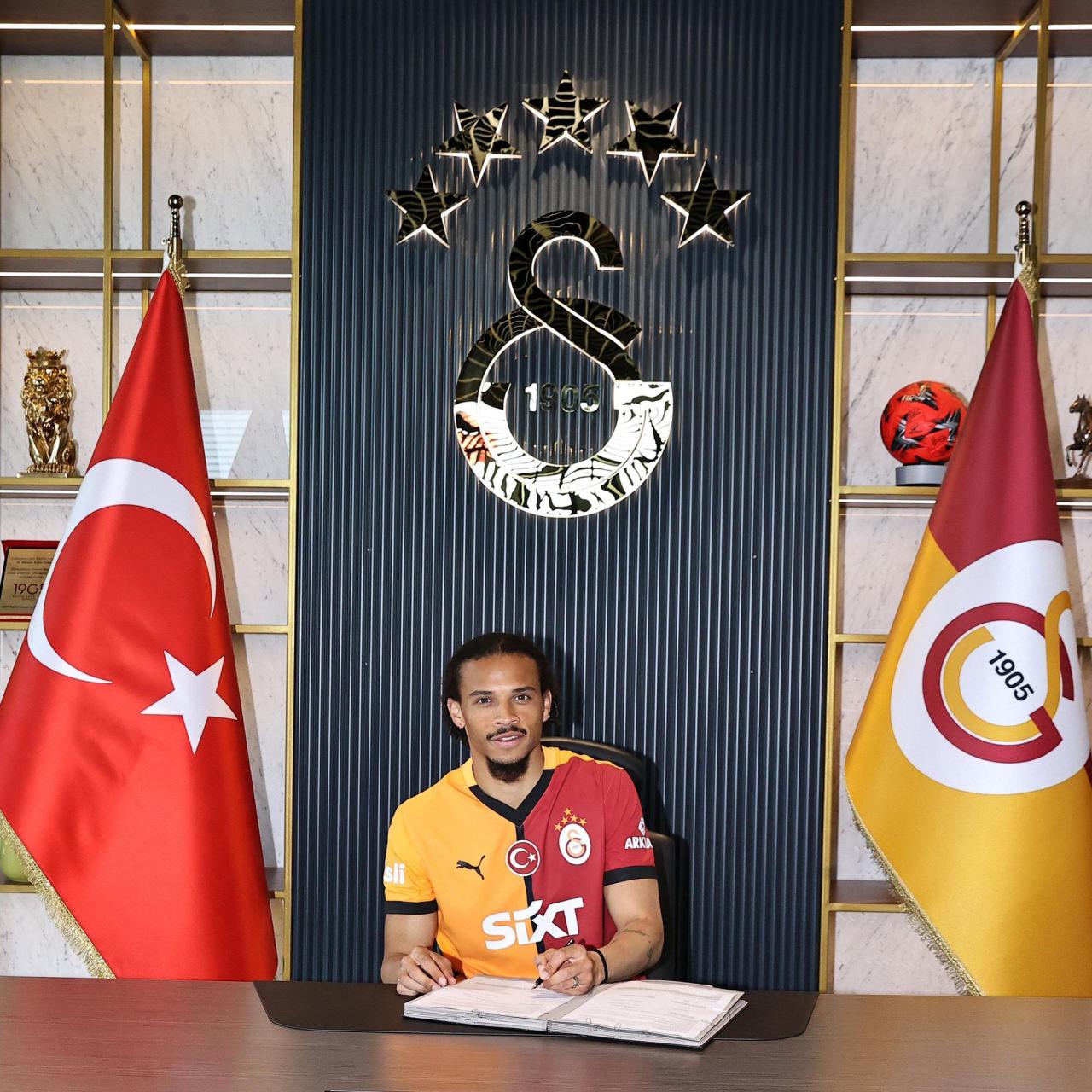 Leroy Sane'den Galatasaray'a 3 yıllık imza