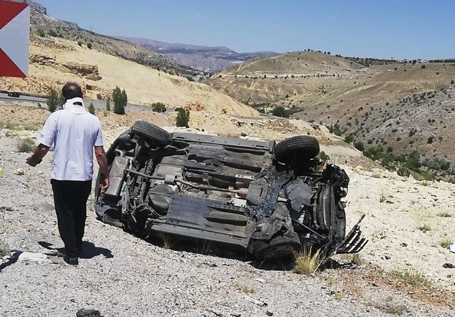 1 kişi hayatını kaybetti, 2 kişi ise yaralandı. 