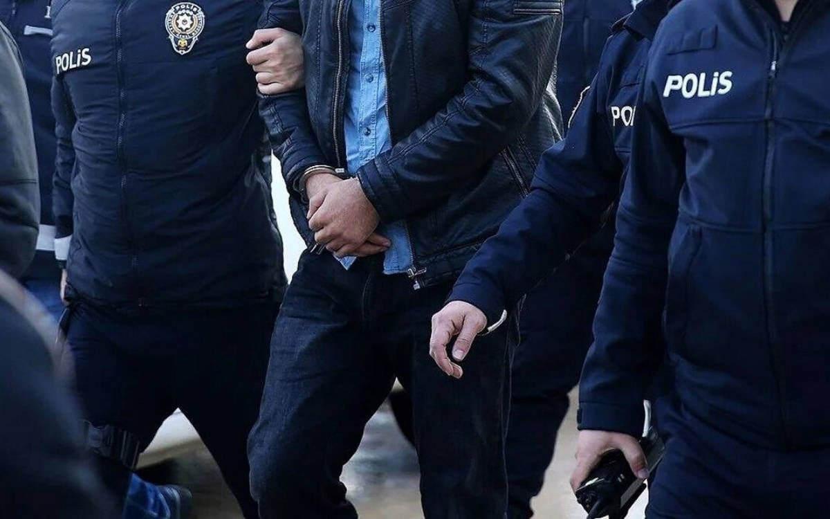 Sağlık Bakanlığı, bir kamu hastanesinde bazı hastalardan haksız kazanç elde edildiği iddiasıyla başlatılan idari ve adli soruşturmada 6 kişinin gözaltına alındığını açıkladı.