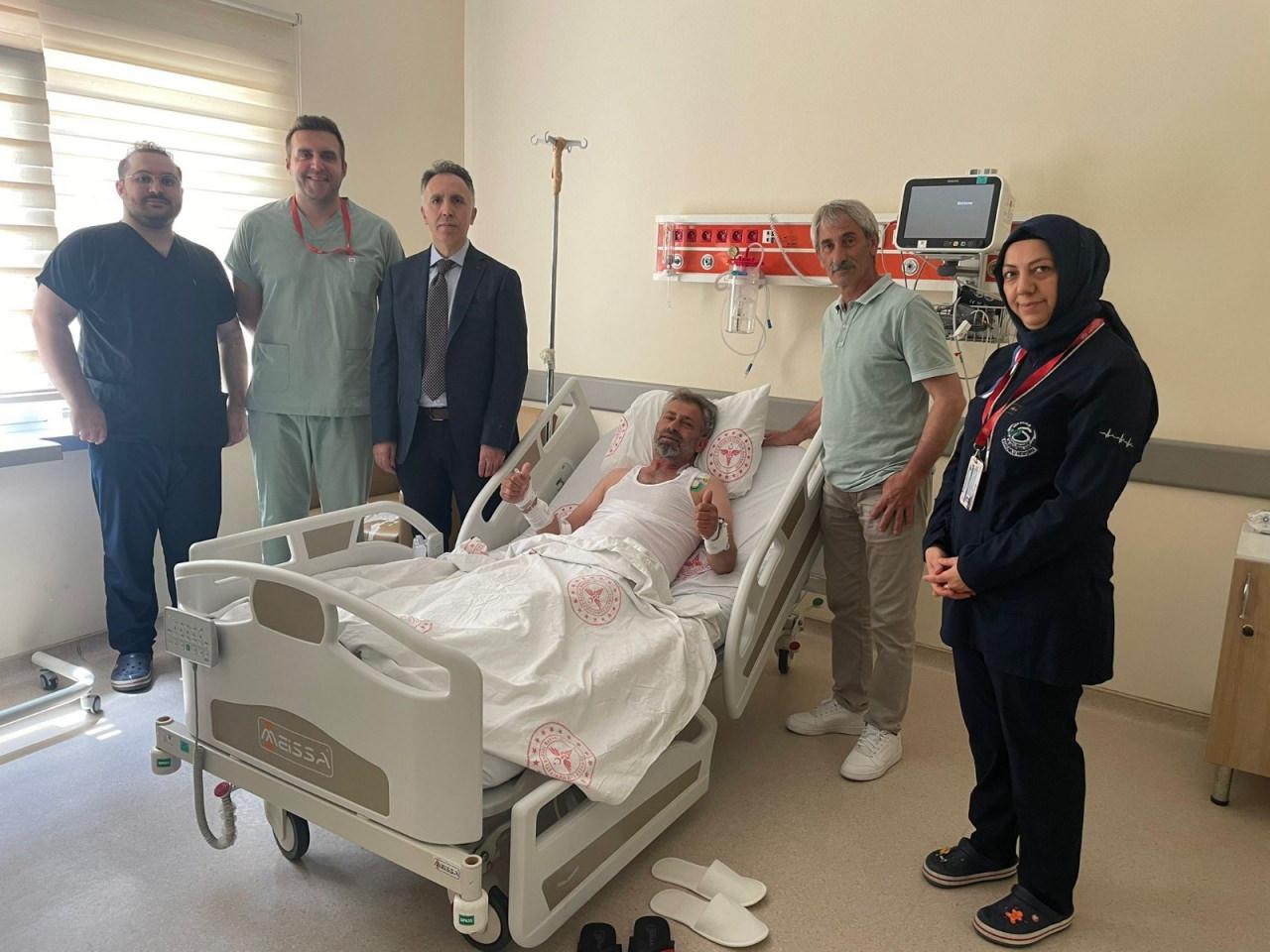 İhsan Can’ın (46) böbreğindeki tümör başarılı bir operasyonla alındı.
