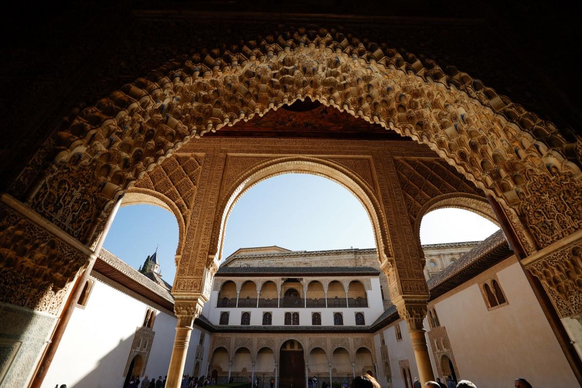 El Hamra Sarayı