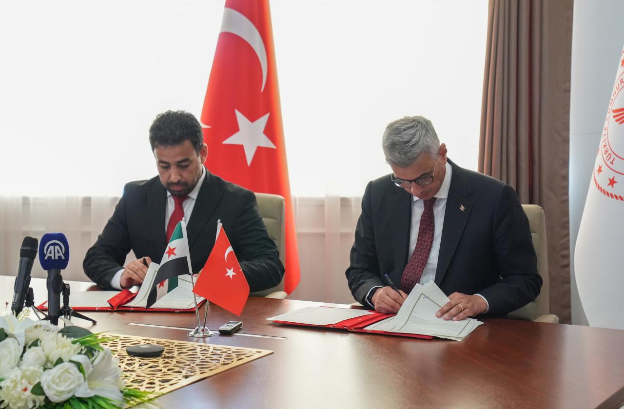 Türkiye ve Suriye'nin sağlık bakanlıkları arasında işbirliği protokolü imzalandı