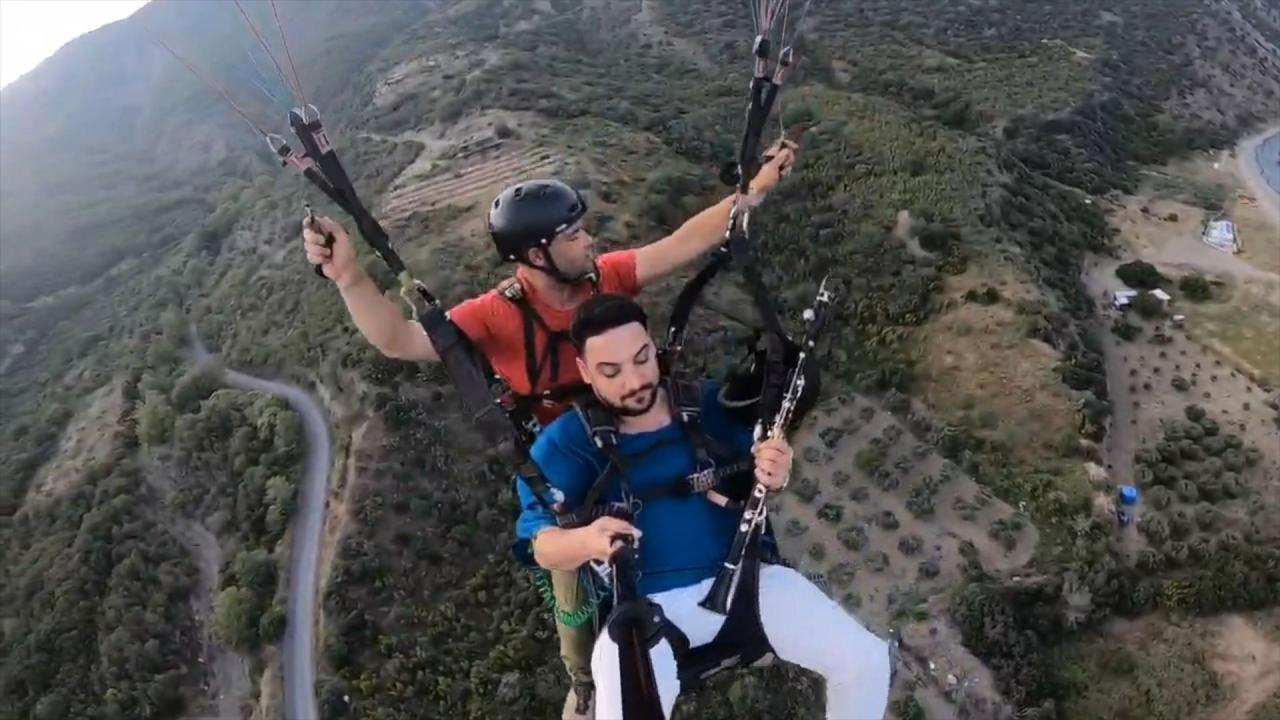 Paraşütle uçma anından görüntü