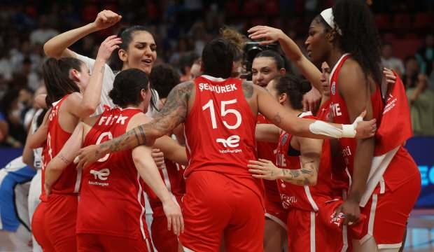 Basketbolda büyük başarı! Yunanistan'ı devirip çeyrek finale yükseldik