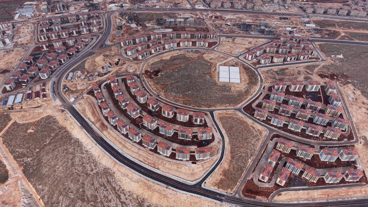 Konutlar havadan drone ile görüntülendi