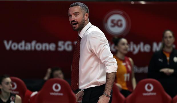 Galatasaray, İtalyan antrenörle sözleşme imzaladı: Bir yıllık anlaşma yapıldı