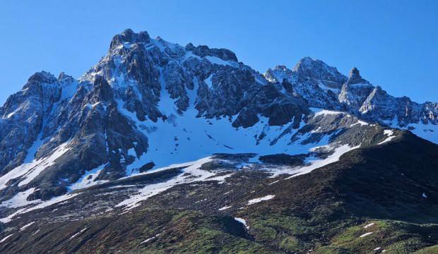 Haziran ayında 'kar' sürprizi! Bir anda beyaza büründü