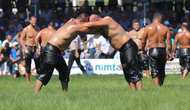 Er Meydanı 664. kez kuruluyor! 'Ahlı kemer' sahibini bulacak mı?