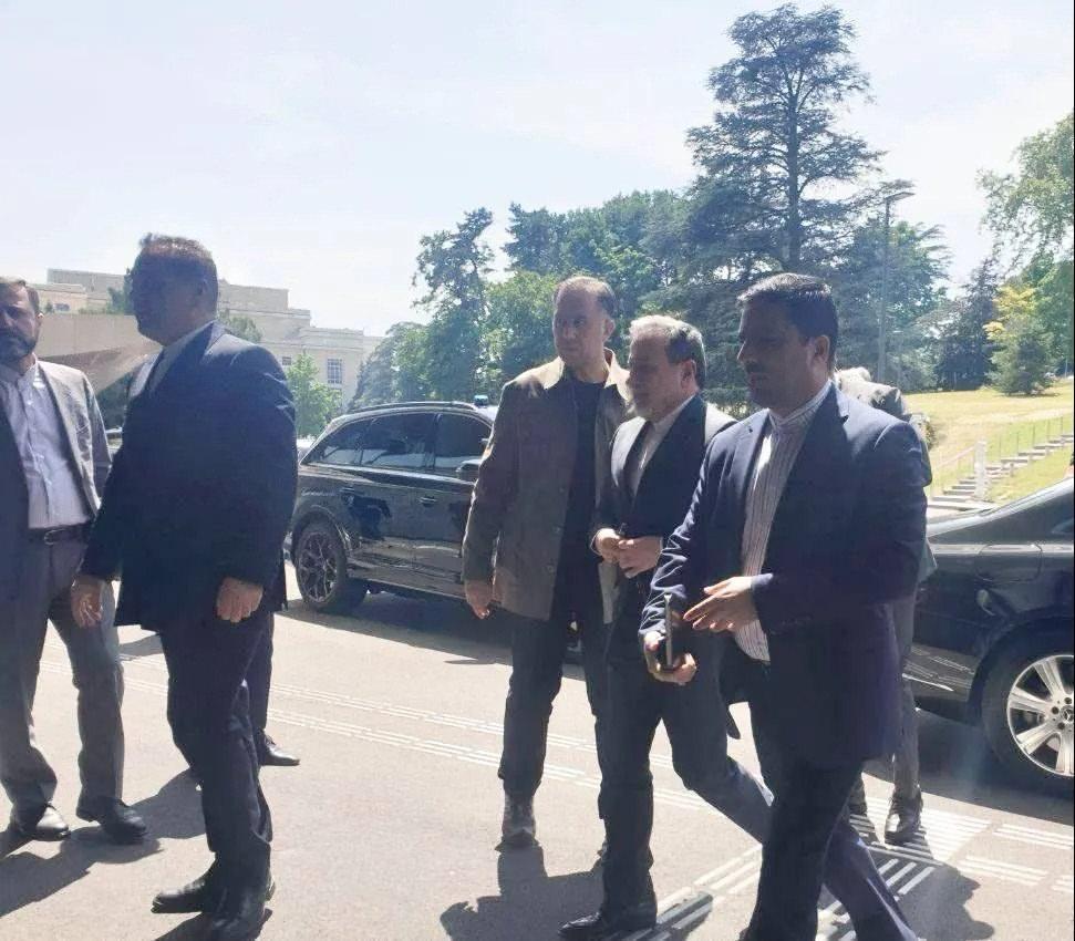 İran Dışişleri Bakanı Arakçi Cenevre'de