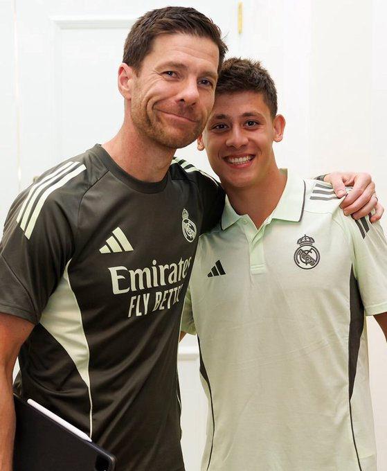 Xabi Alonso ve Arda Güler