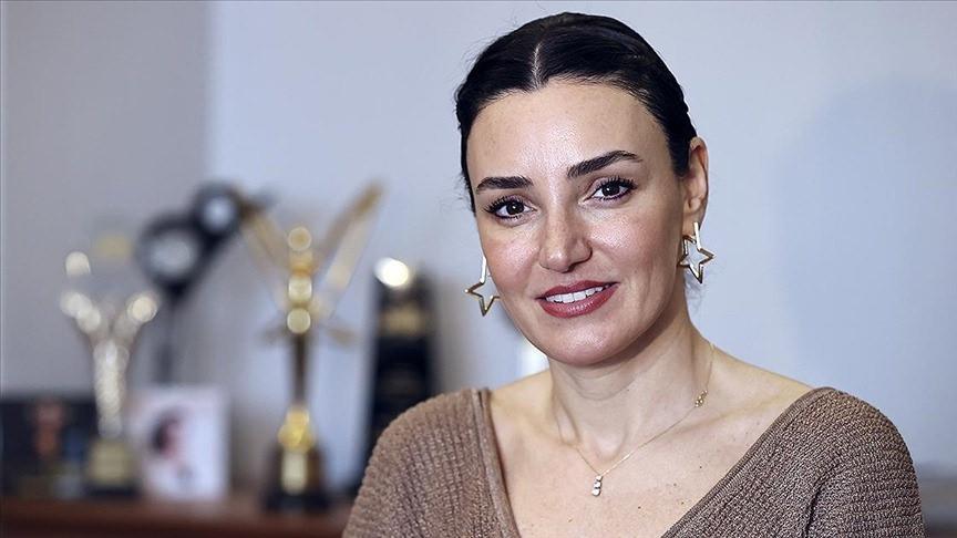 Türk Halk Müziği sanatçısı Sevcan Orhan