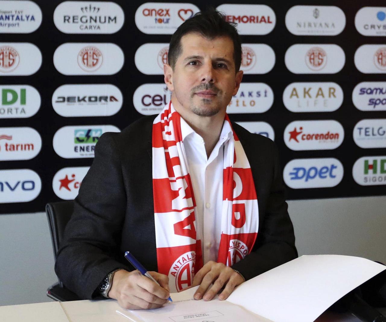 Emre Belözoğlu