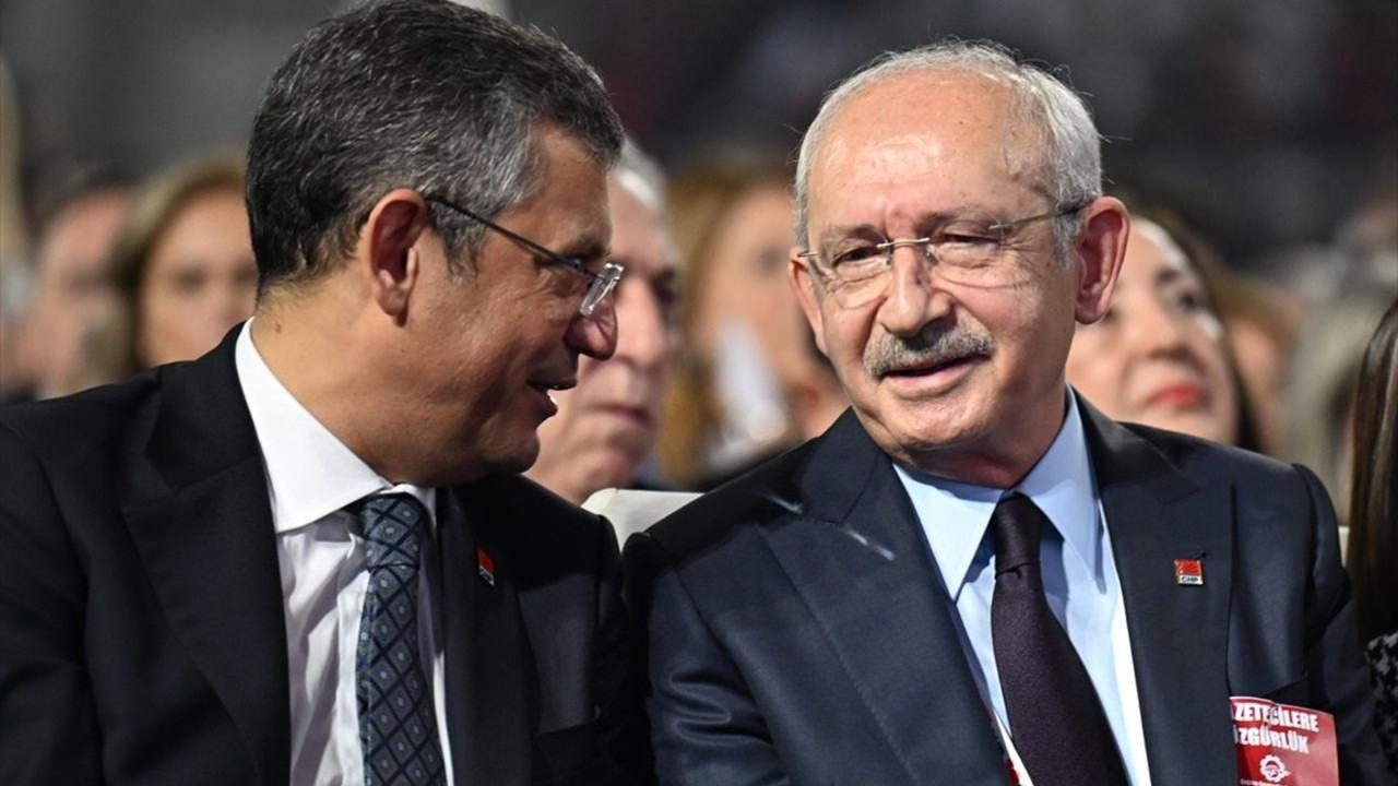 CHP eski Genel Başkanı Kemal Kılıçdaroğlu ve CHP Genel Başkanı Özgür Özel