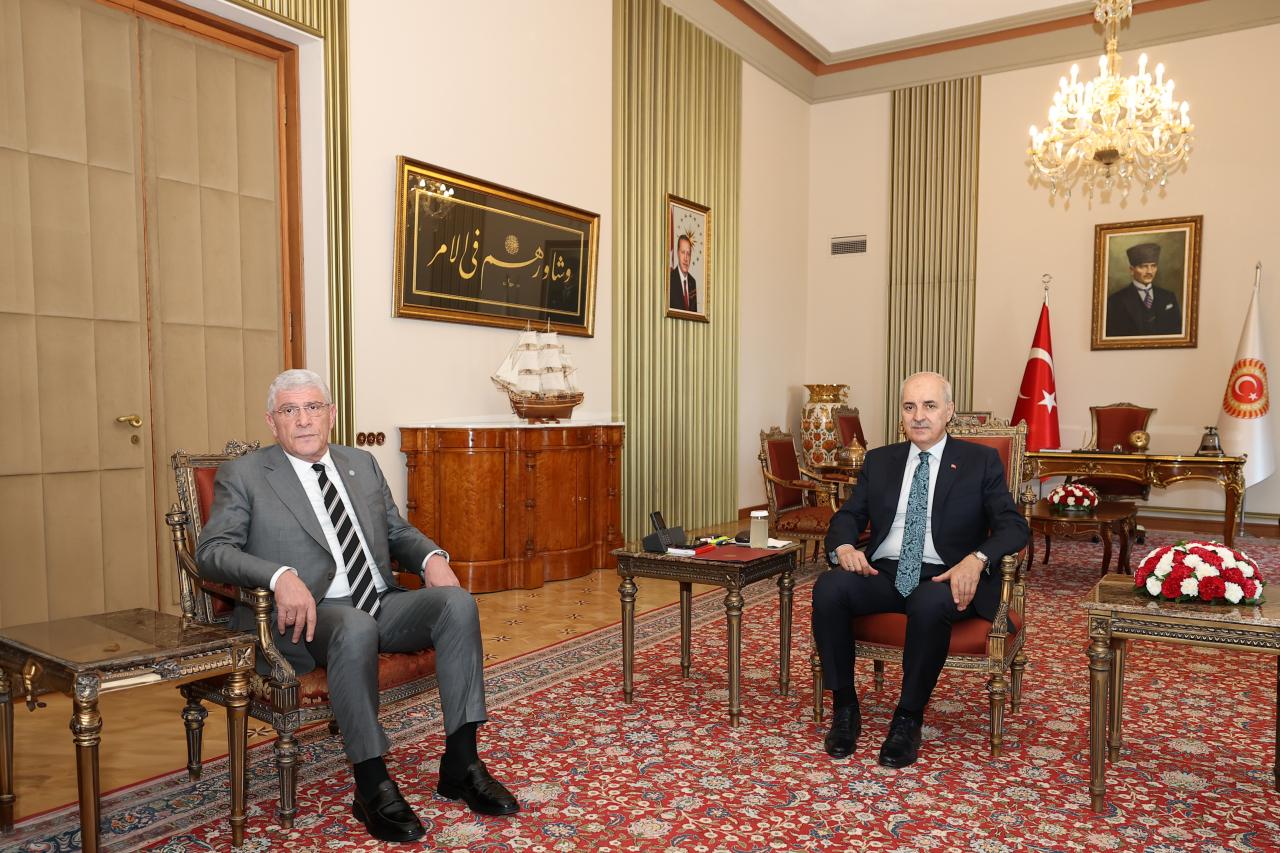 İYİ Parti Genel Başkanı Müsavat Dervişoğlu ve TBMM Başkanı Numan Kurtulmuş