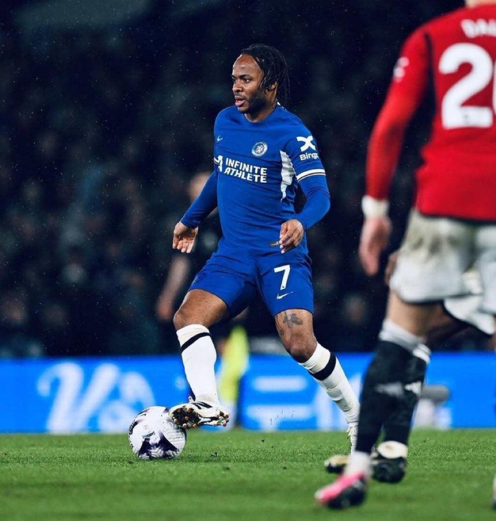 Sterling Chelsea formasıyla