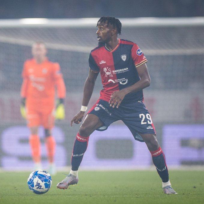 Cagliari'nin Kongolu orta sahası Antoine Makoumbou