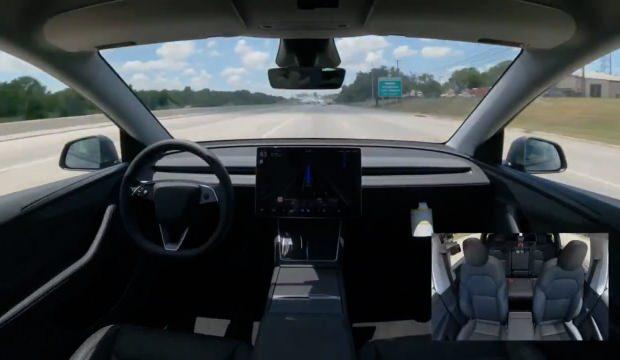 Tesla otomobili fabrikadan sahibinin evine kendi başına gitti