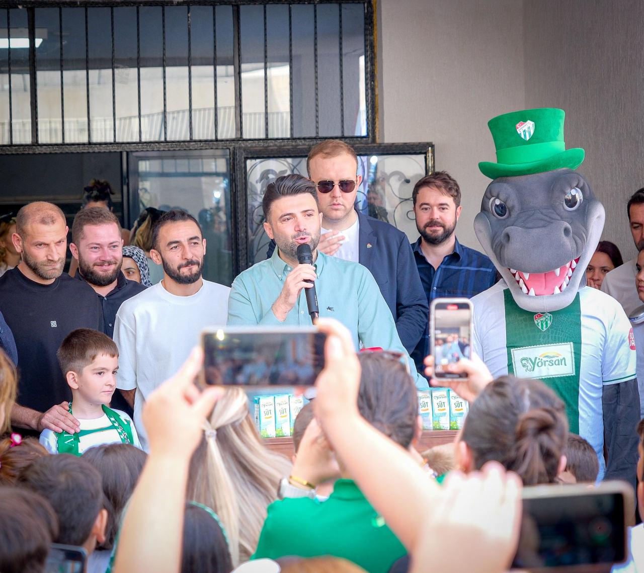 Bursaspor Başkanı Enes Çelik