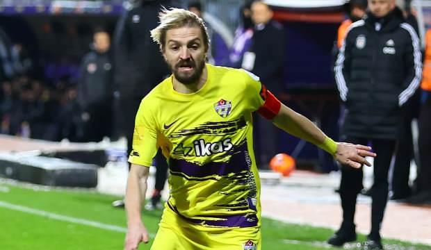 36 yaşındaki Caner Erkin'den sürpriz imza! 1. Lig ekibine transfer oldu