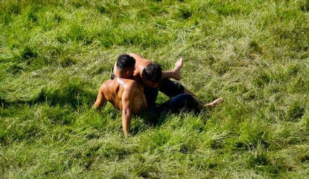 664. Tarihi Kırkpınar Yağlı Güreşleri'nde ikinci gün müsabakaları başladı