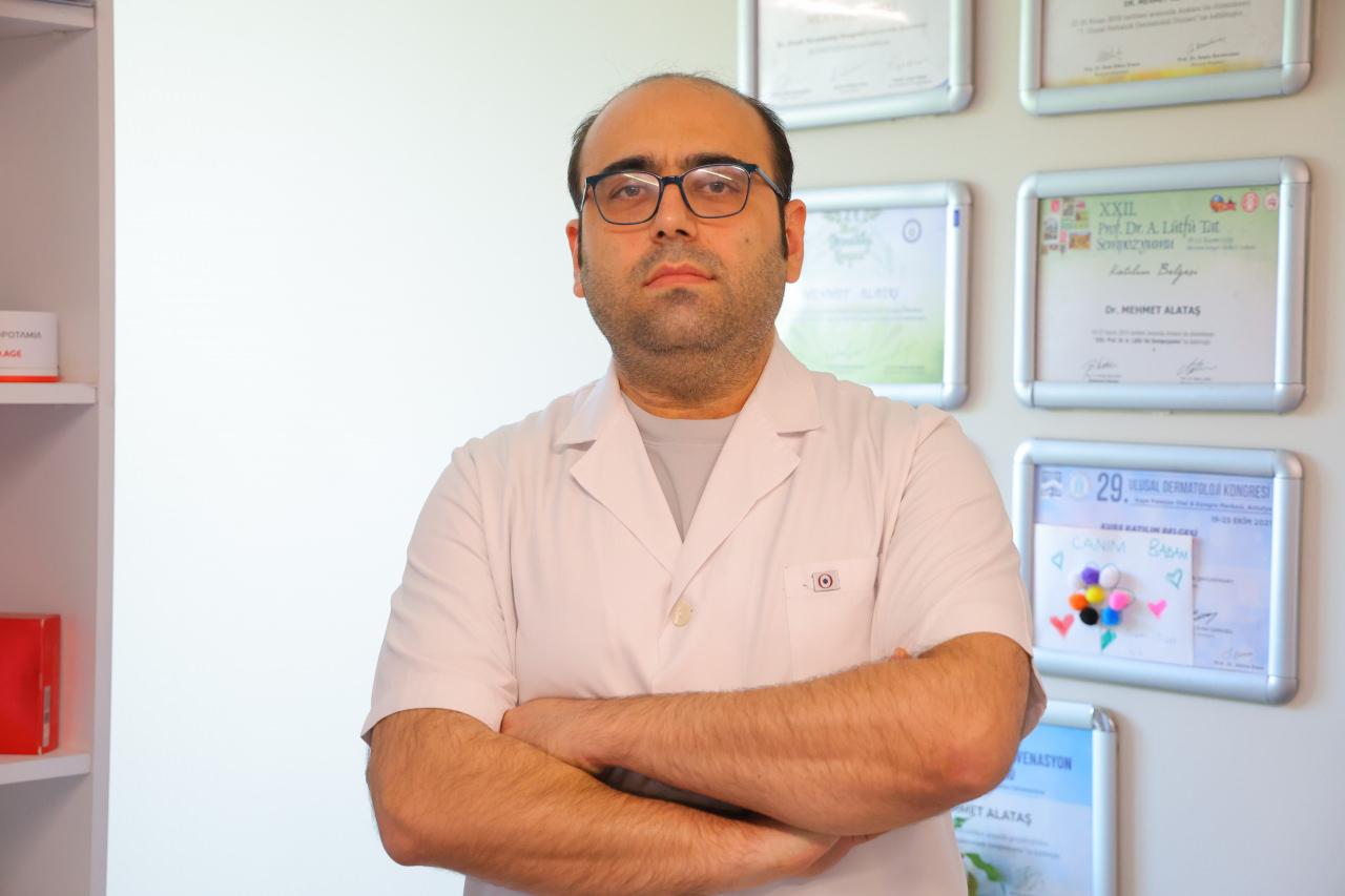 Cilt hastalıkları uzmanı Dr. Mehmet Alataş