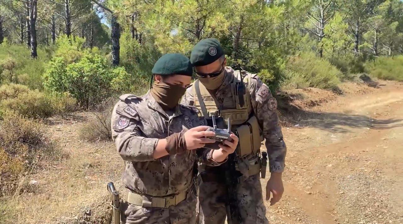 Muğla'da denetim yapan komandolar