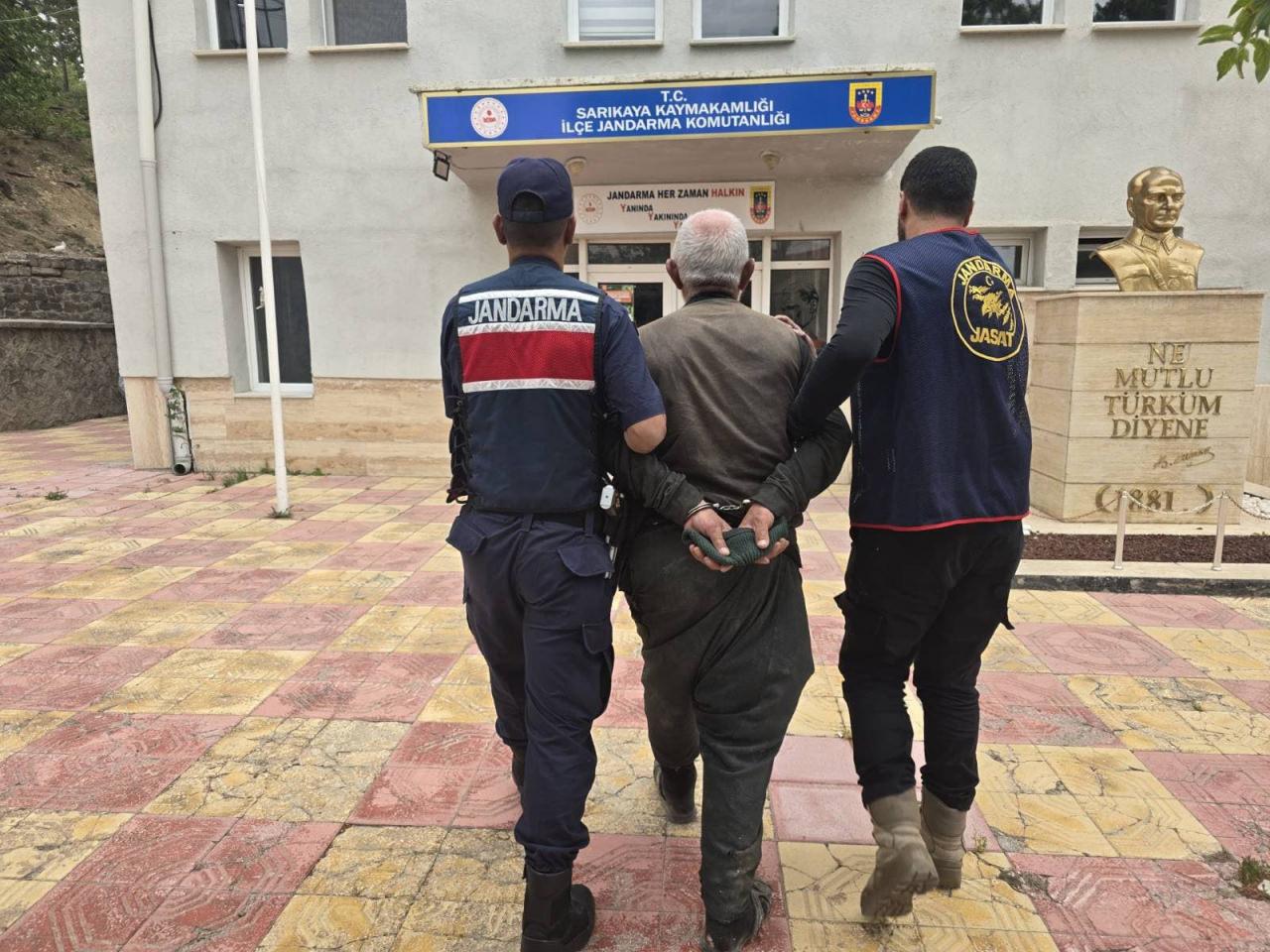 N.S. düzenlenen operasyon ile yakalandı.