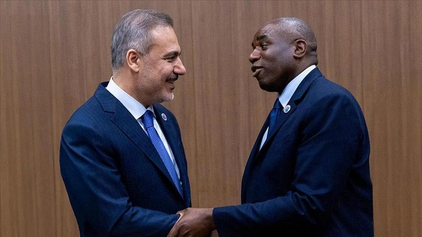 İngiltere Dışişleri Bakanı David Lammy ve Dışişleri Bakanı Hakan Fidan